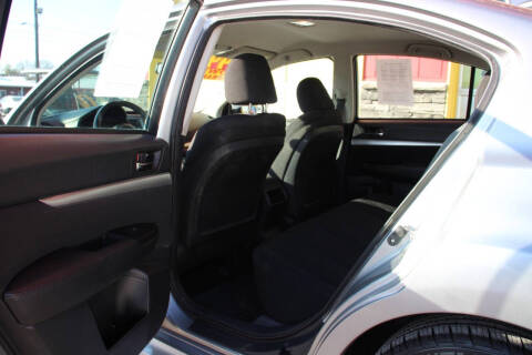 2011 Subaru Legacy 2.5i