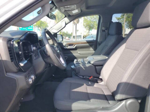 2023 GMC Sierra 1500 SLE