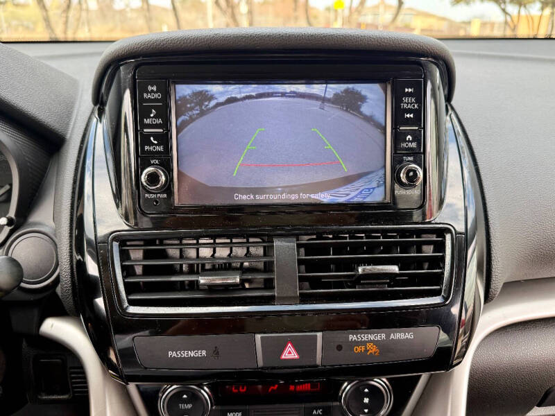 2024 Mitsubishi Eclipse Cross ES - Photo 17