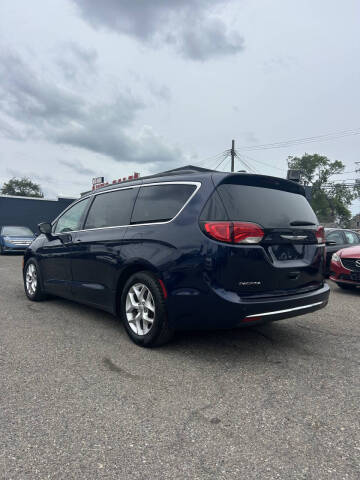 2019 Chrysler Pacifica Touring Plus