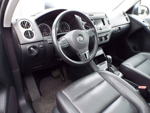 2012 Volkswagen Tiguan SE