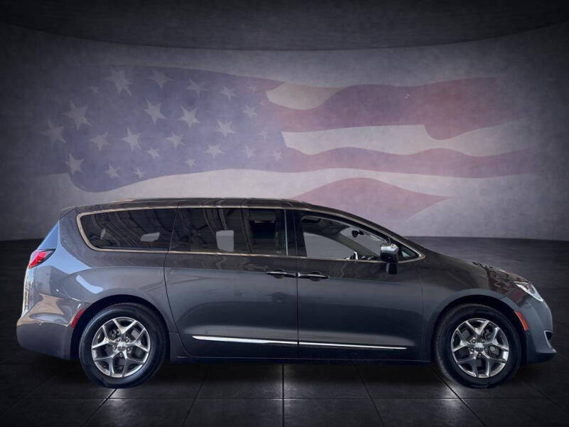 2019 Chrysler Pacifica Limited