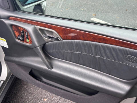 1999 Mercedes-Benz E-Class E 320