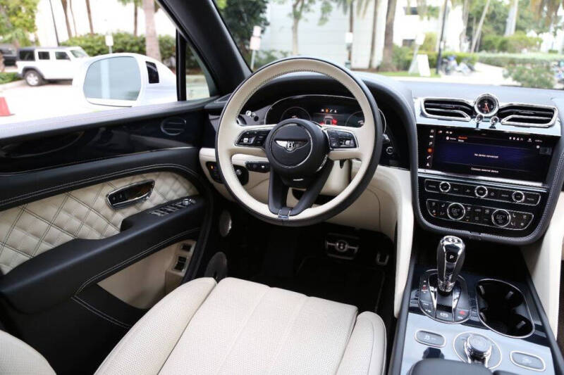 2021 Bentley Bentayga V8