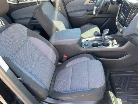 2021 Chevrolet Traverse LT Cloth