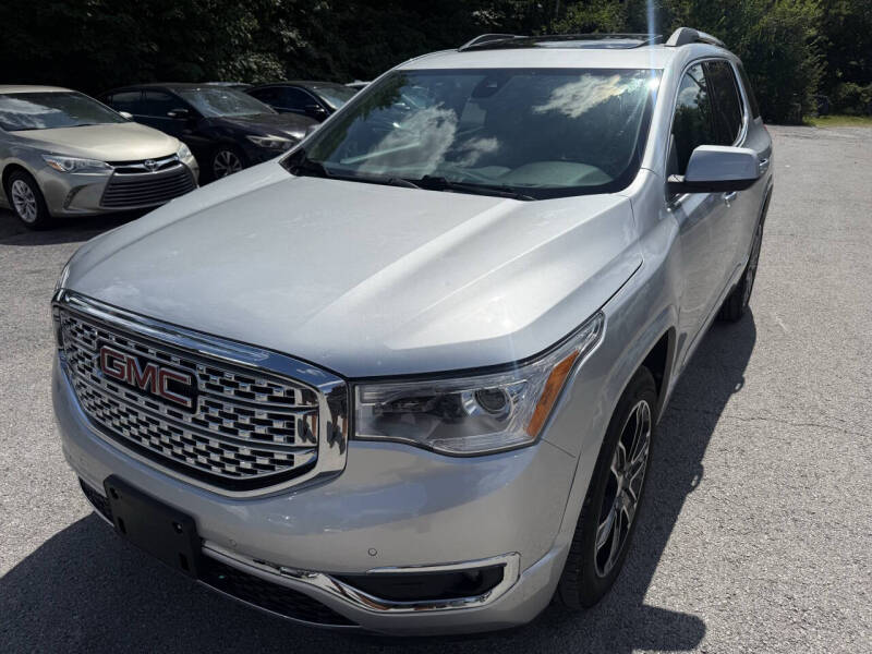 2017 GMC Acadia Denali