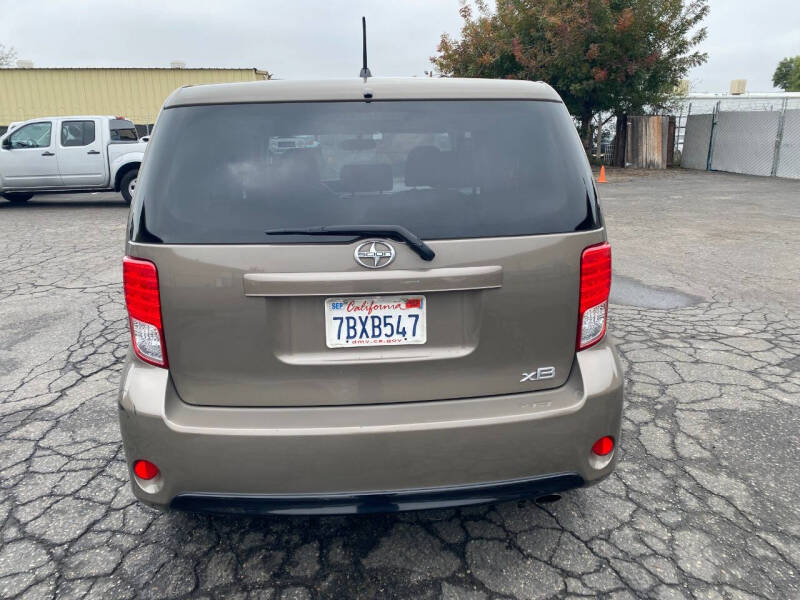 2013 Scion xB 10 Series