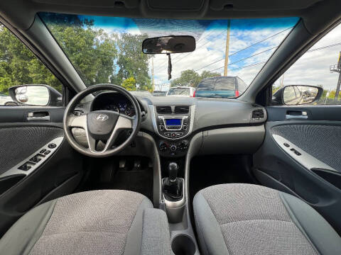 2014 Hyundai Accent GS