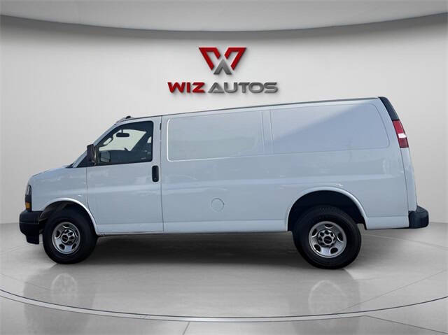 2022 GMC Savana 2500