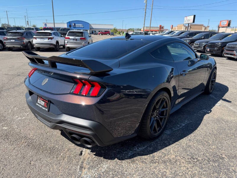 2024 Ford Mustang Dark Horse