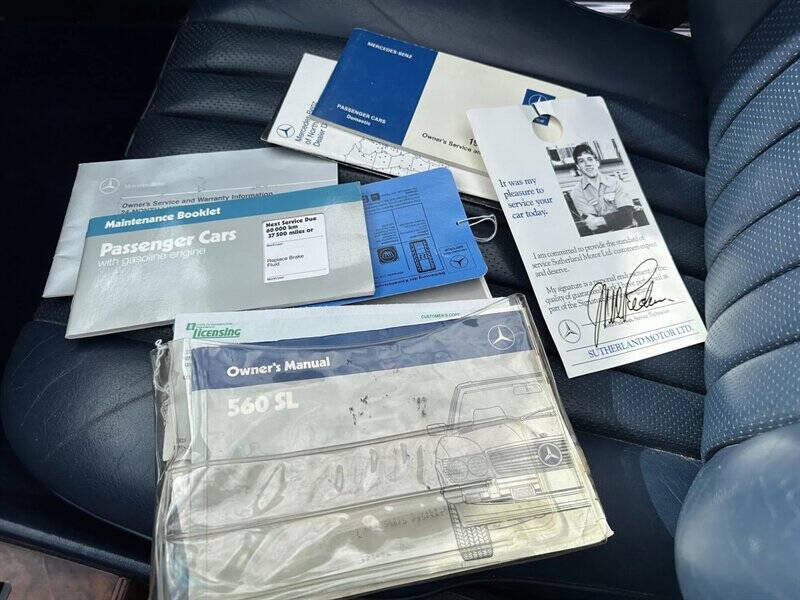 1986 Mercedes-Benz 560-Class 560 SL