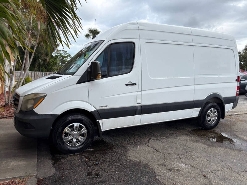 2014 Mercedes-Benz Sprinter Cargo Van Base photo 14