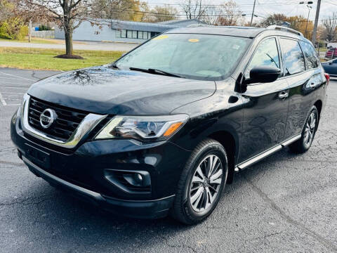 2017 Nissan Pathfinder SV