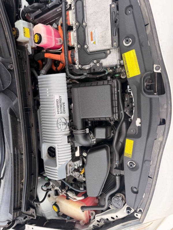 2010 Toyota Prius III