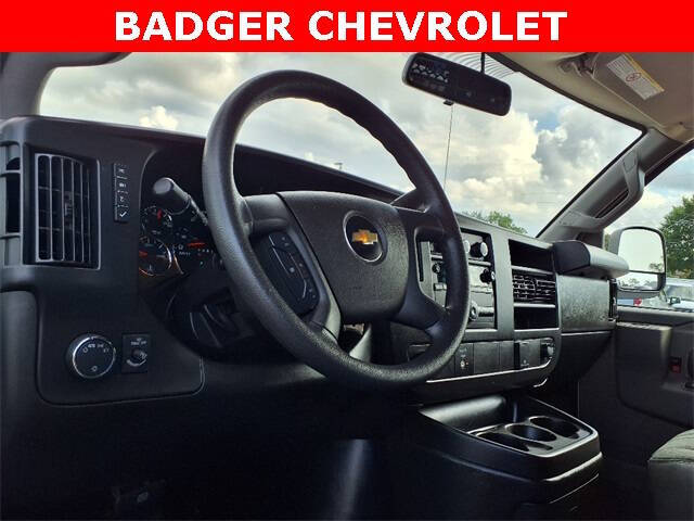 2023 Chevrolet Express 2500