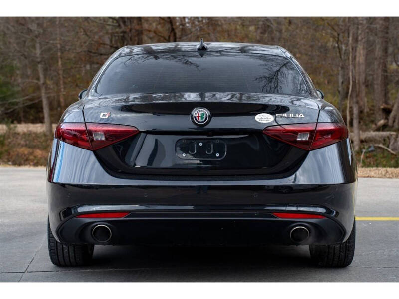 2017 Alfa Romeo Giulia Ti