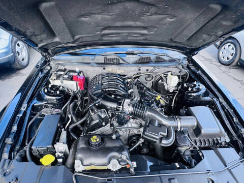 2013 Ford Mustang V6 Premium