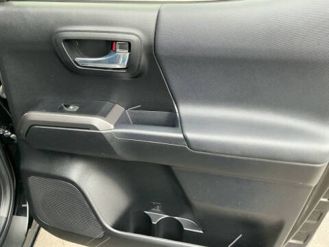 2023 Toyota Tacoma TRD Off-Road