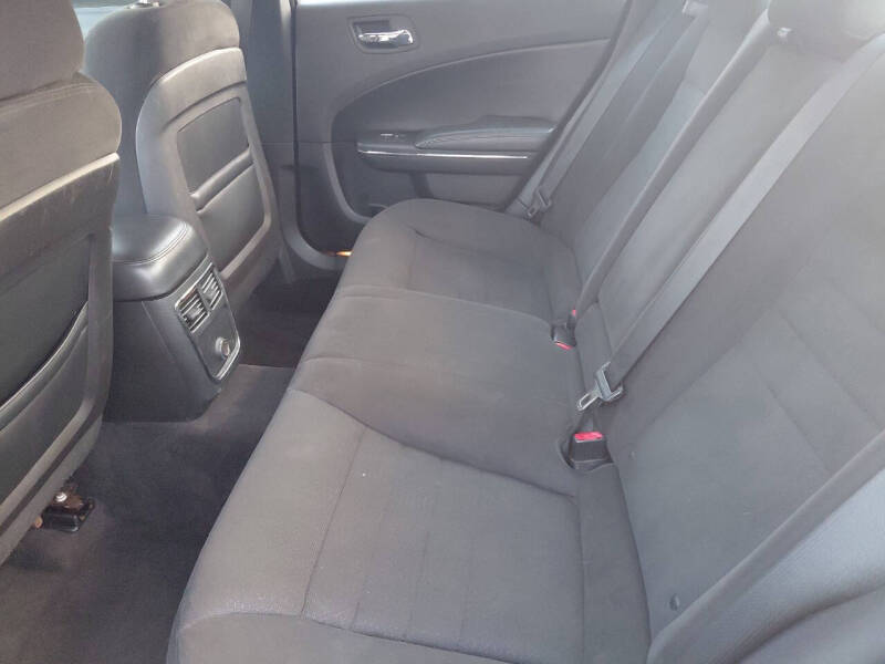 2014 Dodge Charger SE