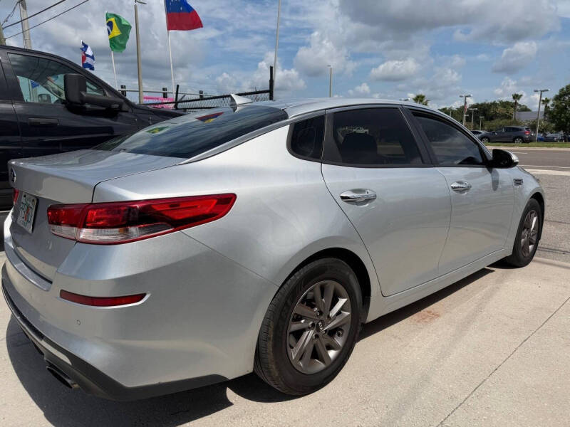 2020 Kia Optima LX