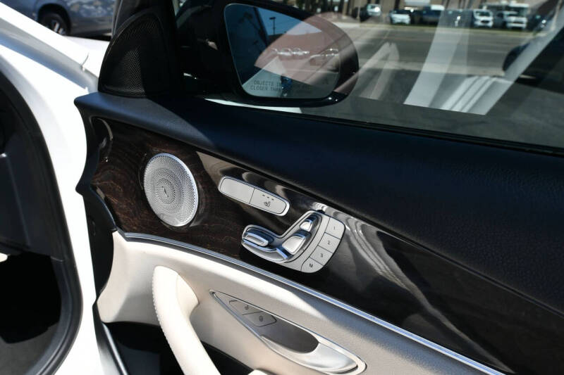 2019 Mercedes-Benz E-Class E 300