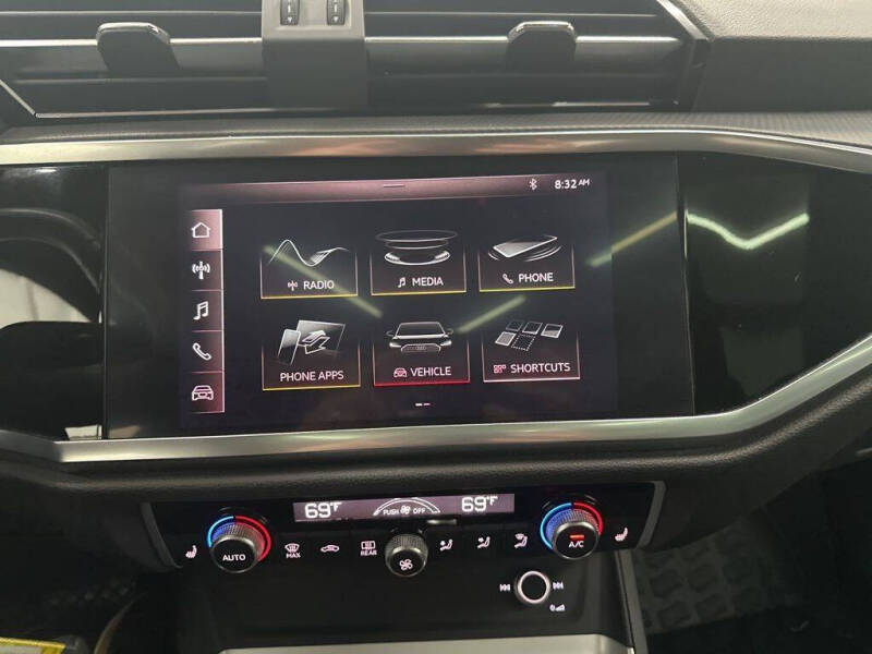 2020 Audi Q3 quattro Premium 45 TFSI