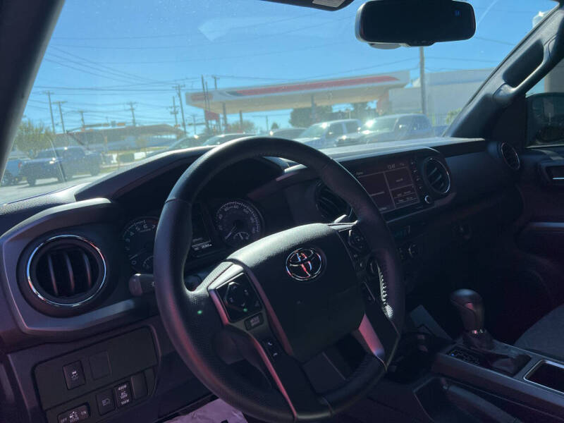 2022 Toyota Tacoma TRD Off-Road