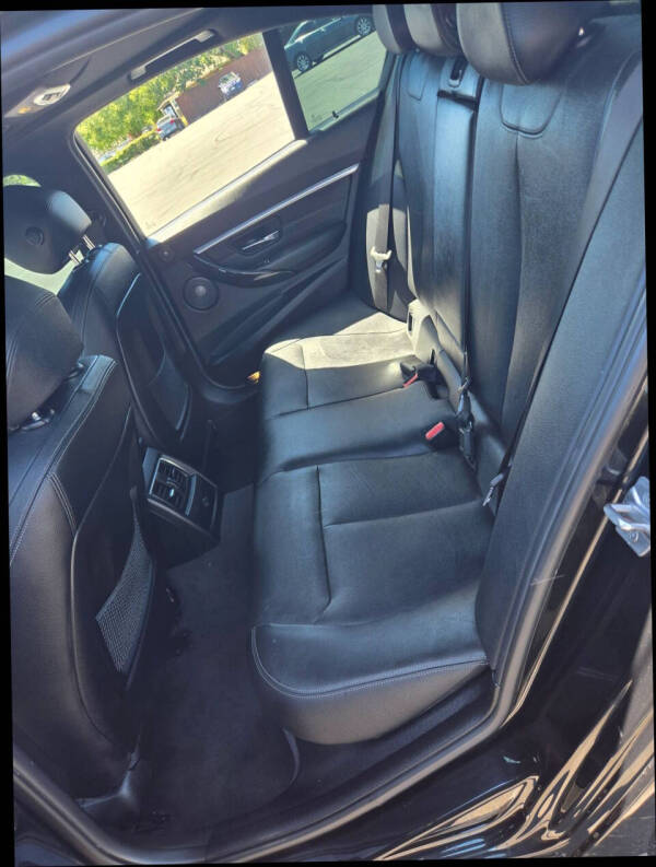 2017 BMW 3 Series 330i