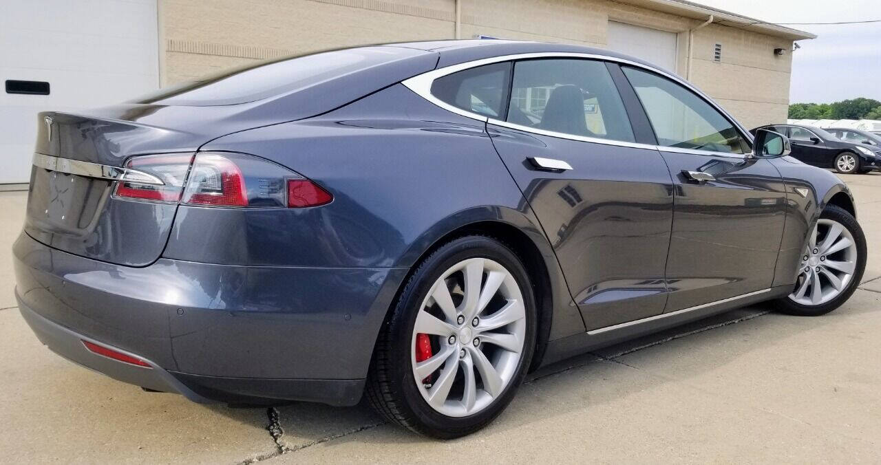 Dk. Gray 2014 Tesla Model S P85D AWD P85D 4dr Liftback 2