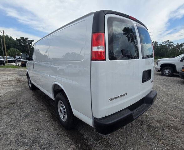 2025 GMC Savana 2500