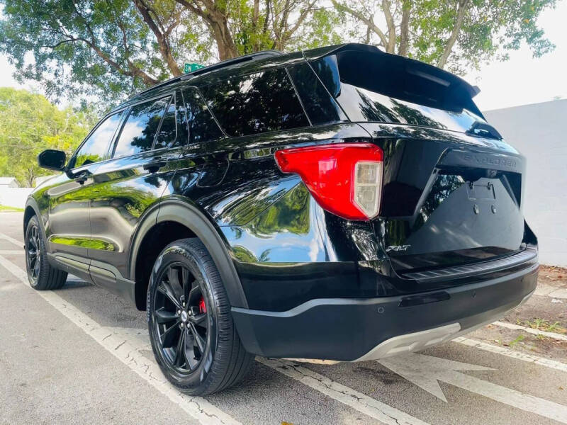 2022 Ford Explorer XLT