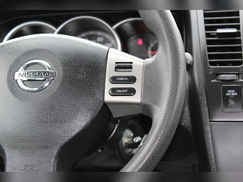 2012 Nissan Versa 1.8 S