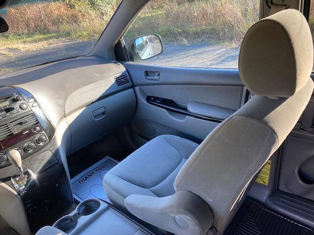 2005 Toyota Sienna