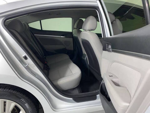 2019 Hyundai Elantra