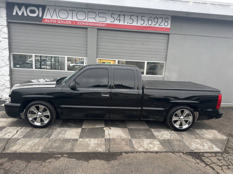 2003 Chevrolet Silverado 1500 for sale at Moi Motors in Eugene OR