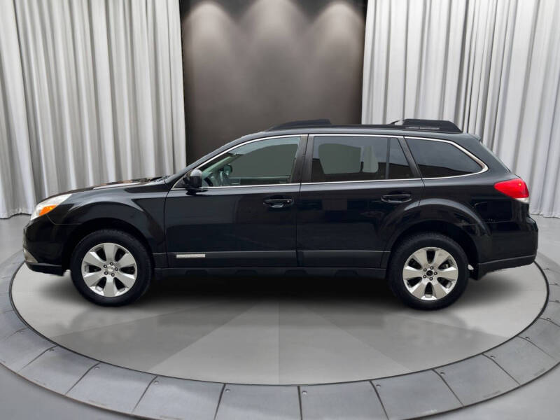 2012 Subaru Outback Premium photo 6