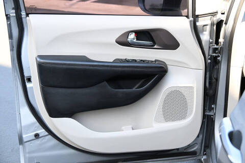 2019 Chrysler Pacifica Touring L