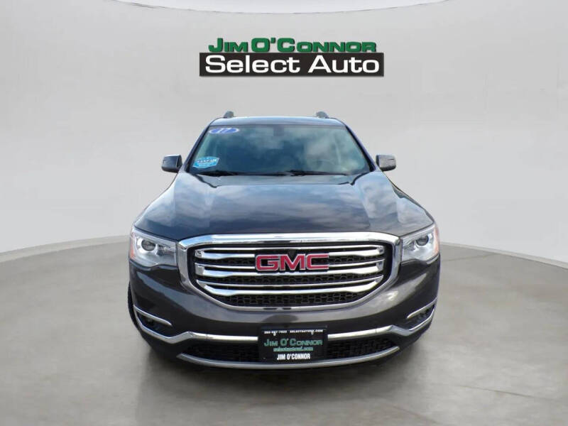 2017 GMC Acadia SLE-2
