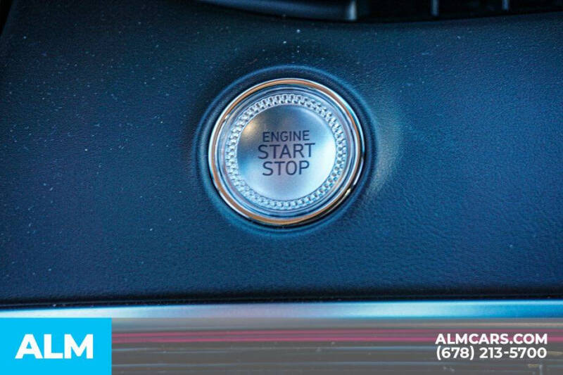 2024 Genesis GV70 2.5T Standard