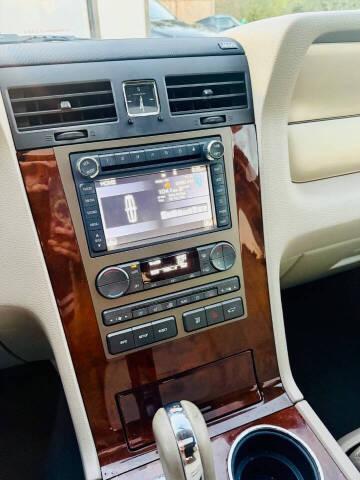 2014 Lincoln Navigator