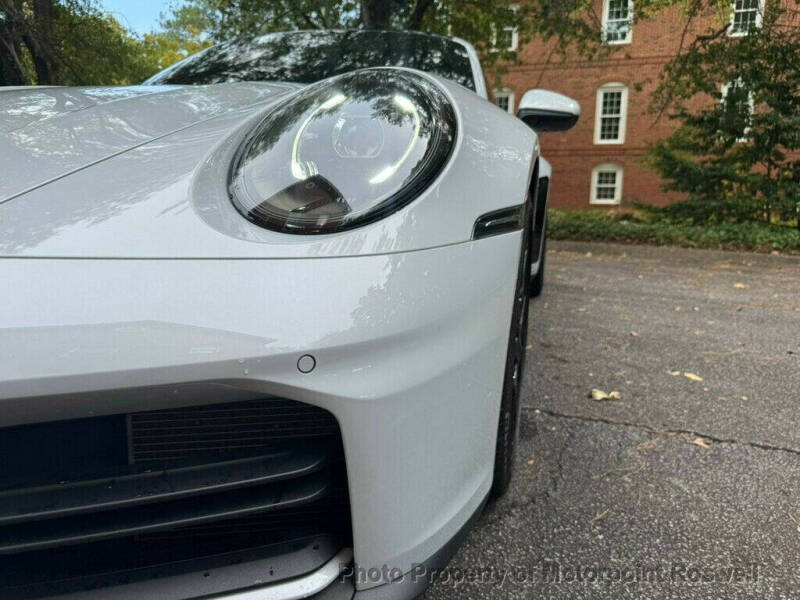 2025 Porsche 911 Carrera