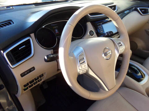 2015 Nissan Rogue SL