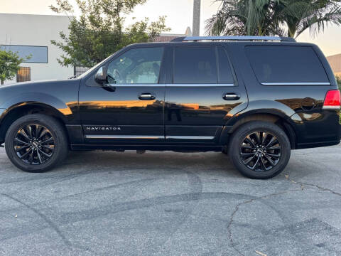 2017 Lincoln Navigator Select