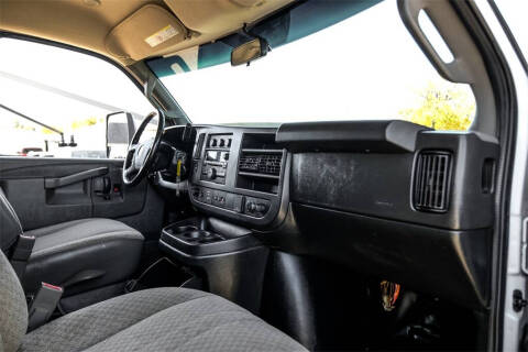 2020 Chevrolet Express 3500