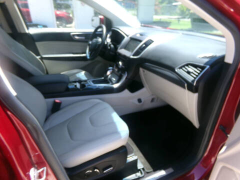 2017 Ford Edge Titanium