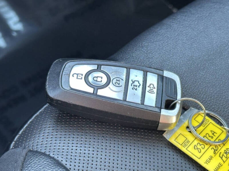 2019 Ford Edge Titanium