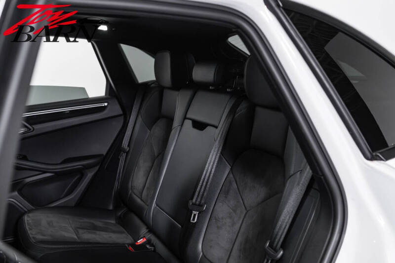 2021 Porsche Macan