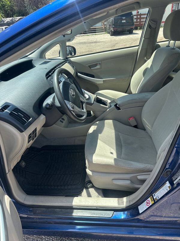 2011 Toyota Prius Two