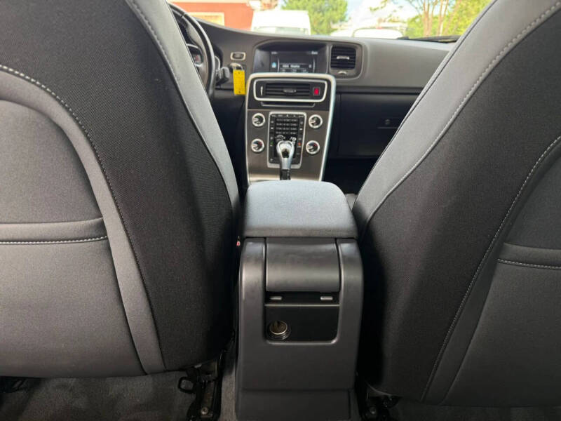 2015 Volvo S60 T5 Drive-E