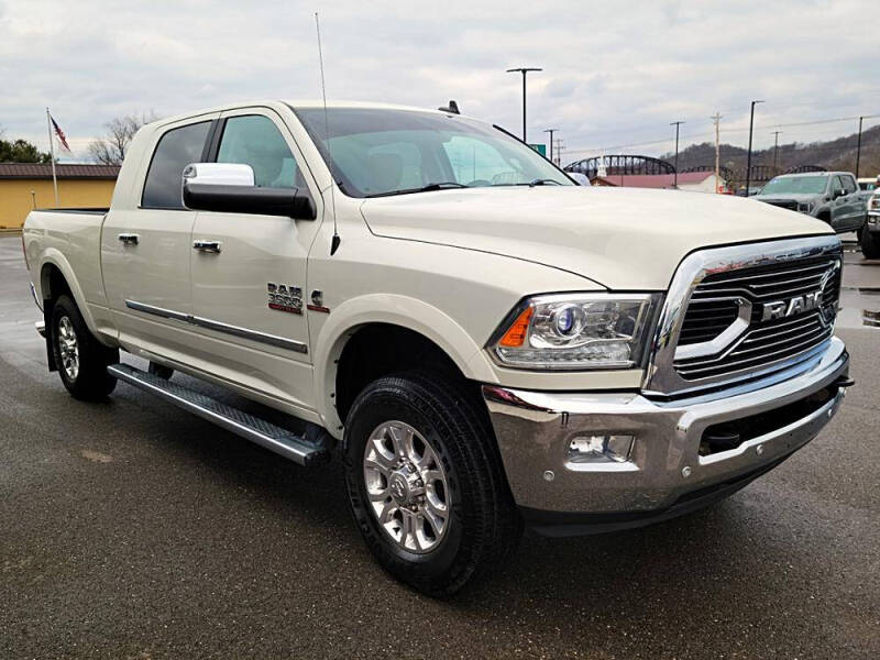 2017 RAM 3500 Laramie